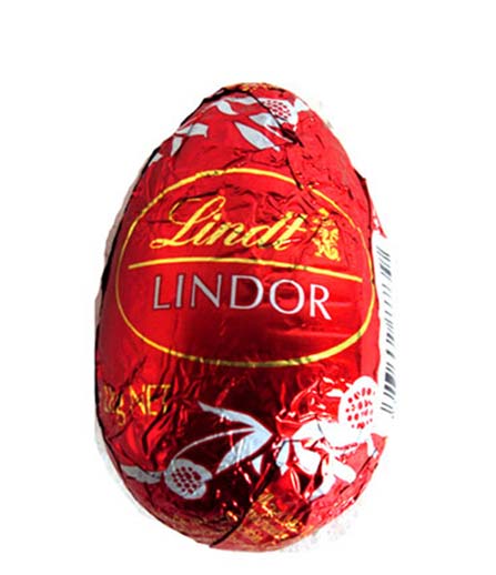 ADD TO YOUR CARD TODAY ONLY: FREE Lindt Lindor Chocolate Egg For Kroger Freebie Friday (Softcoin Loyalty Card Required)